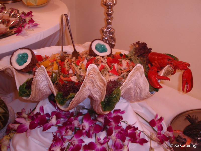 zeva-plnena-salatem-z-musli-1361106545